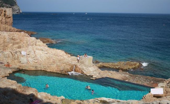 Coastal paths in Begur