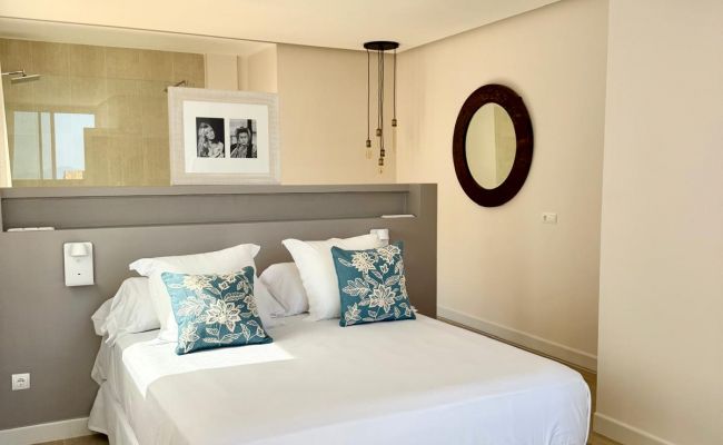 Junior suite landscape view y piscina